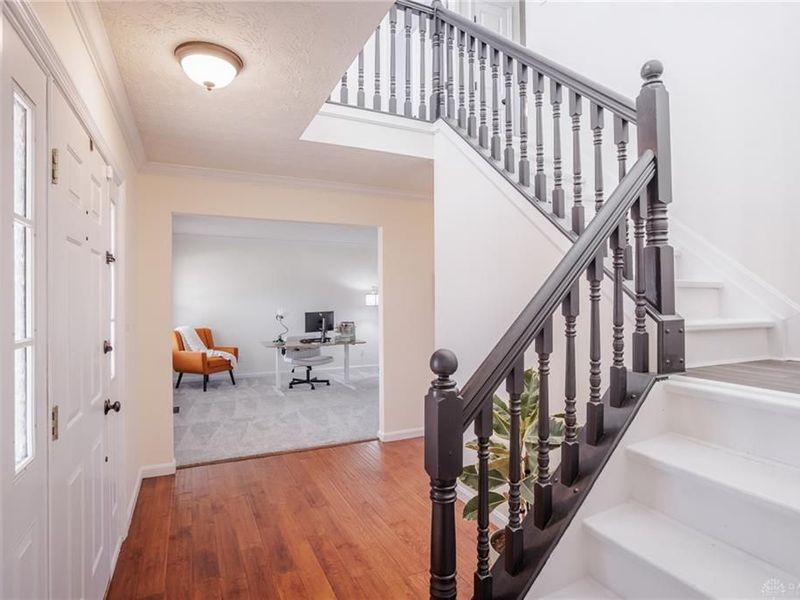 2415 Sunflower Drive, Miami Township, OH 45342 Photo 2