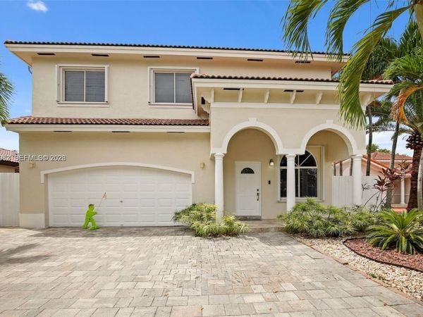 15274 SW 36th Ter, Miami, FL 33185