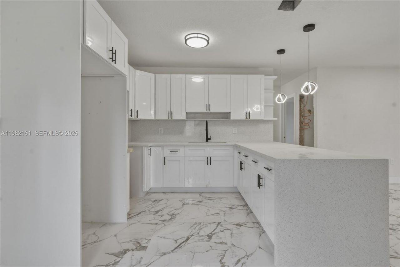 513 NW 99th St , Miami, FL 33150 Photo