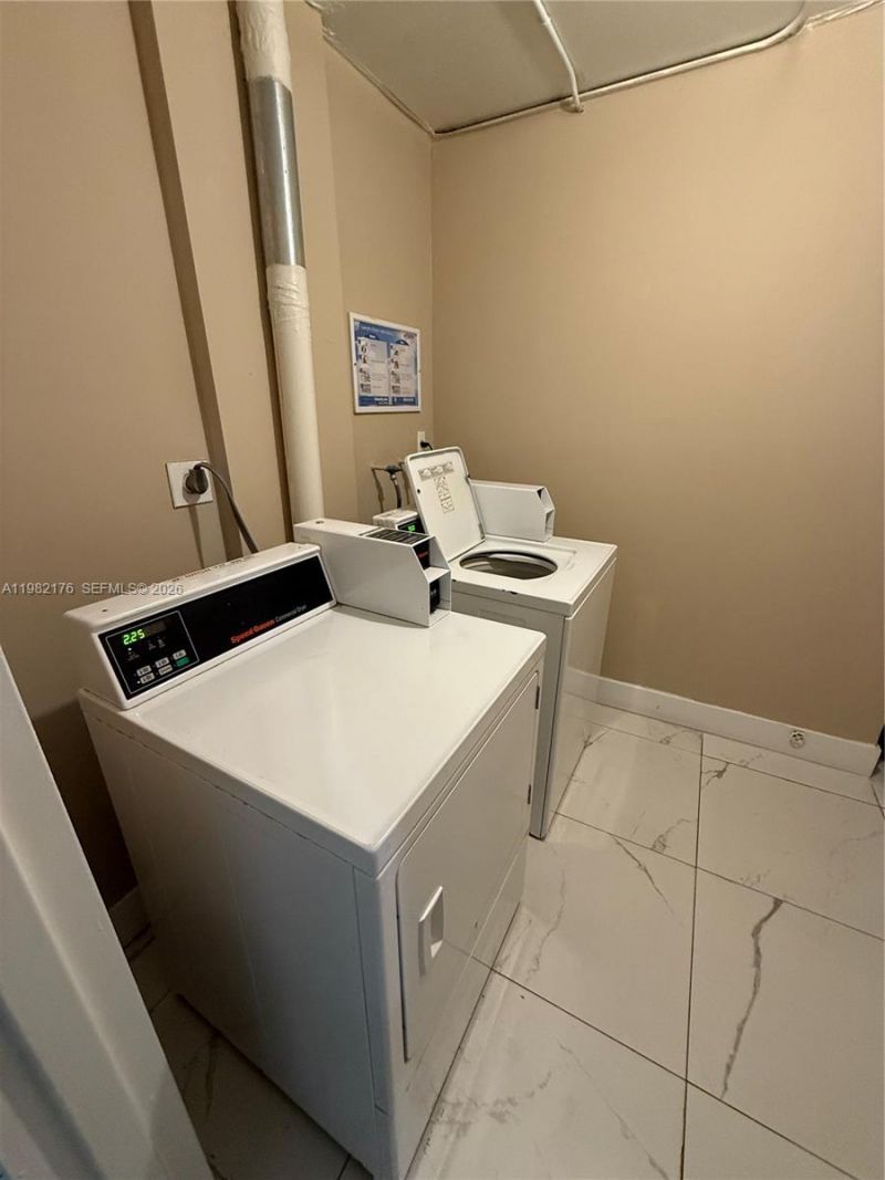 200 178th Dr , Unit 605, Sunny Isles Beach, FL 33160 Photo