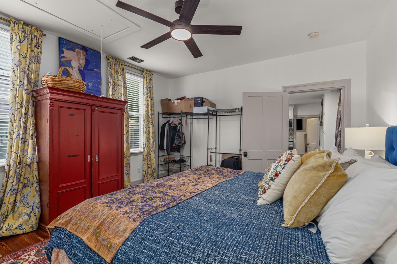 24 Hanover Street Photo 12