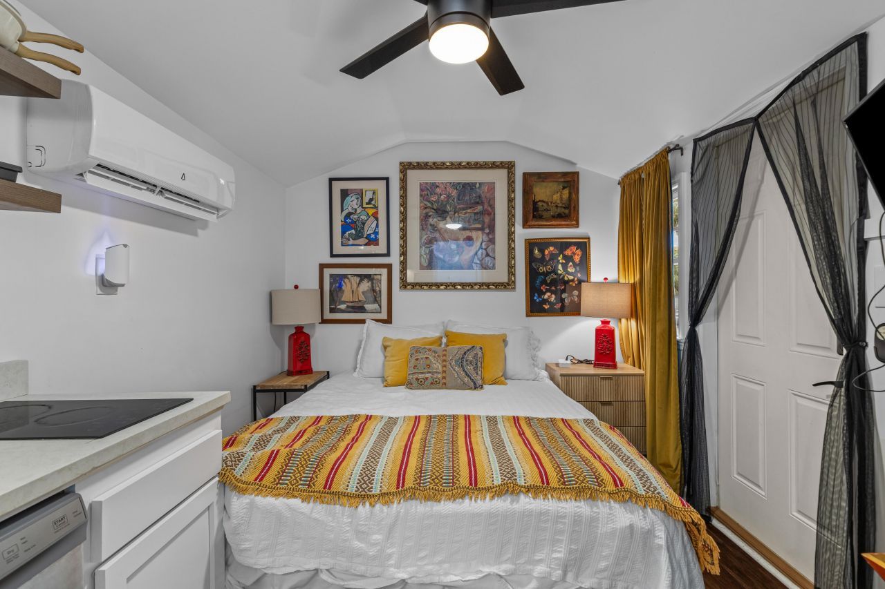 24 Hanover Street Photo 36