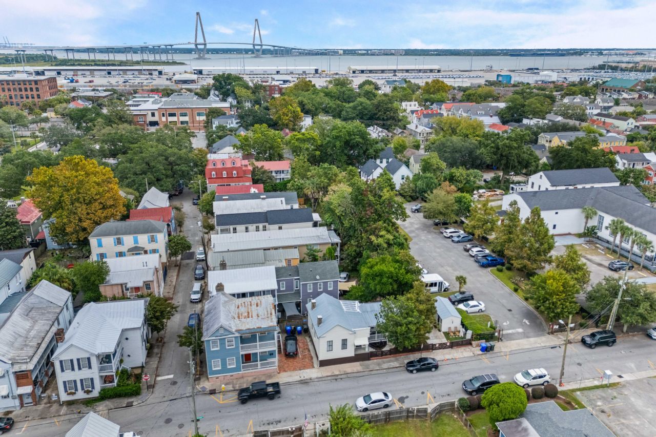 24 Hanover Street Photo 40