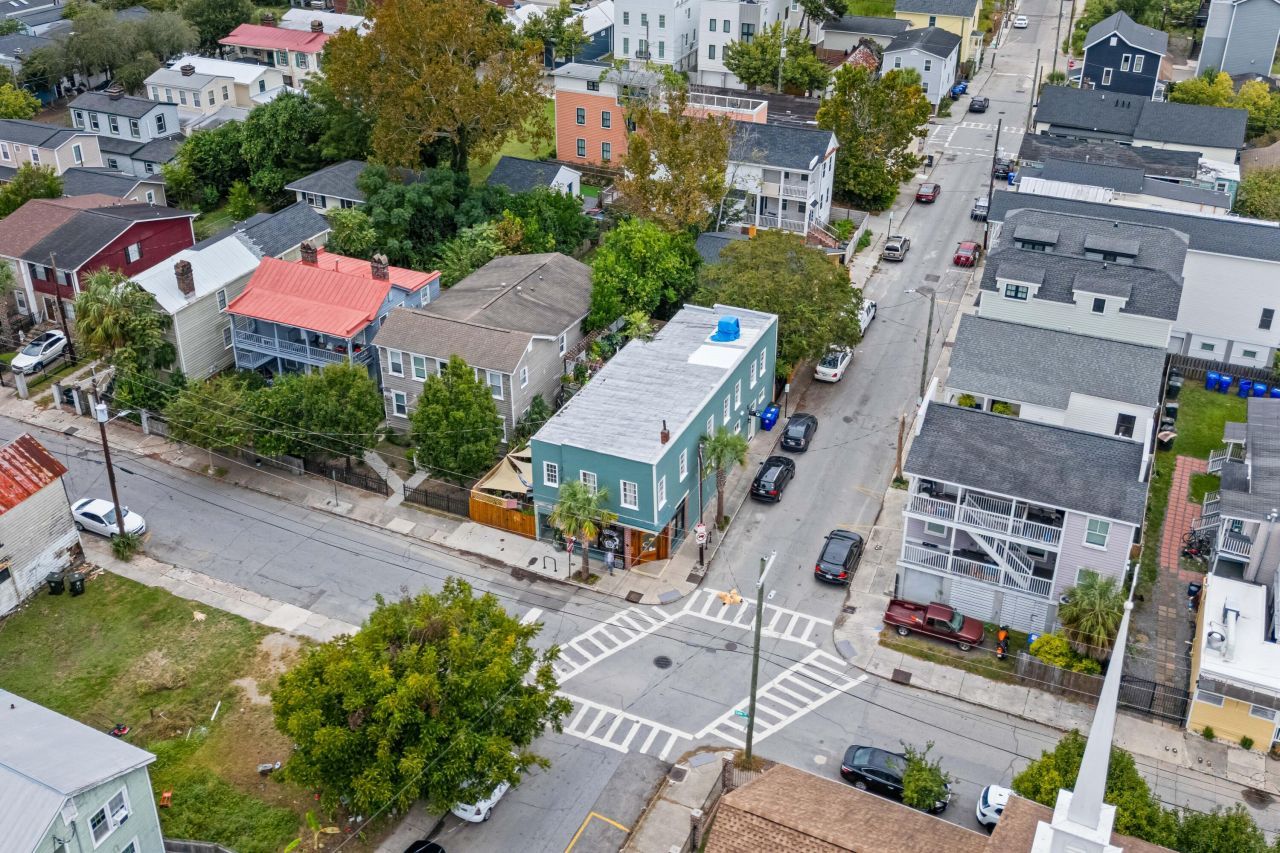 24 Hanover Street Photo 41