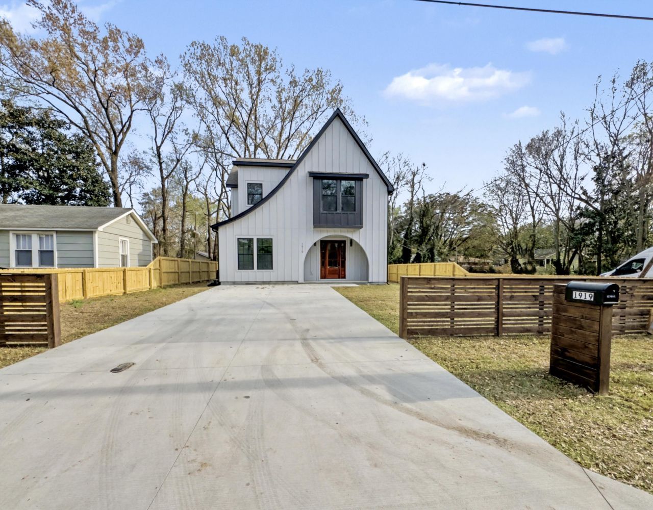 1919 Harper Street Photo 1