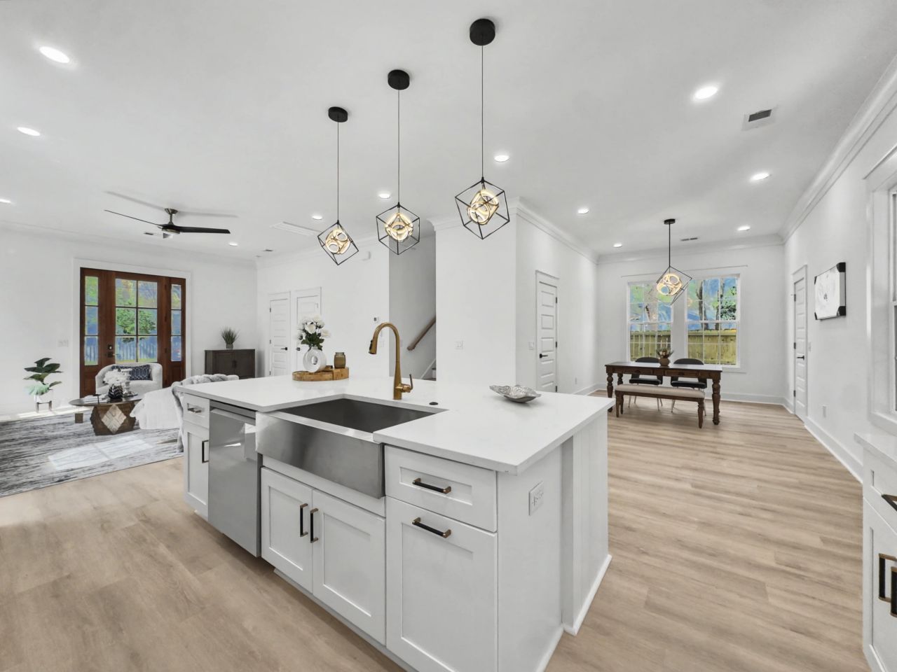 1919 Harper Street Photo 11