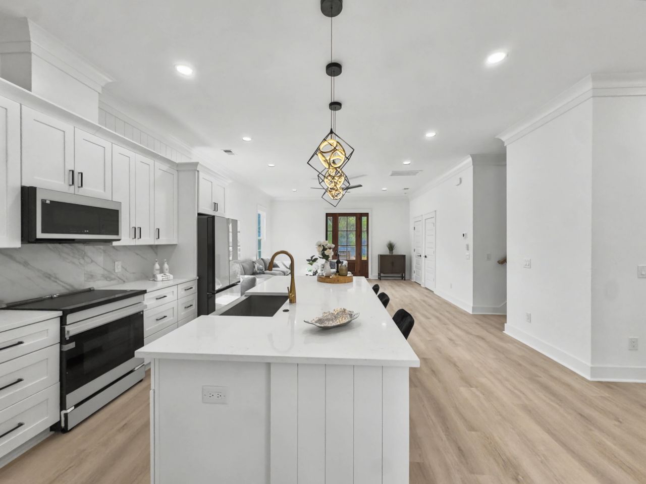 1919 Harper Street Photo 13