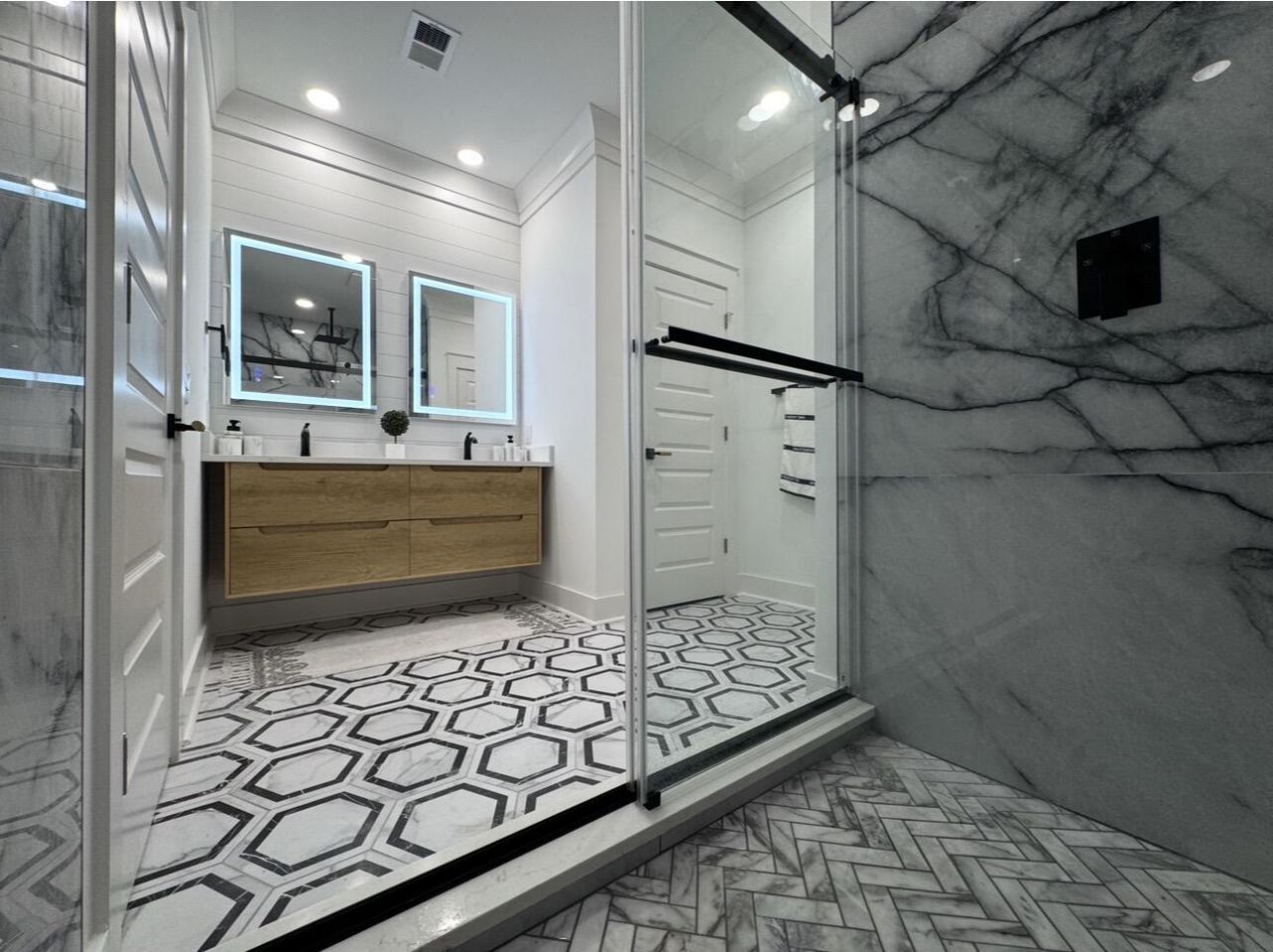 1919 Harper Street Photo 36