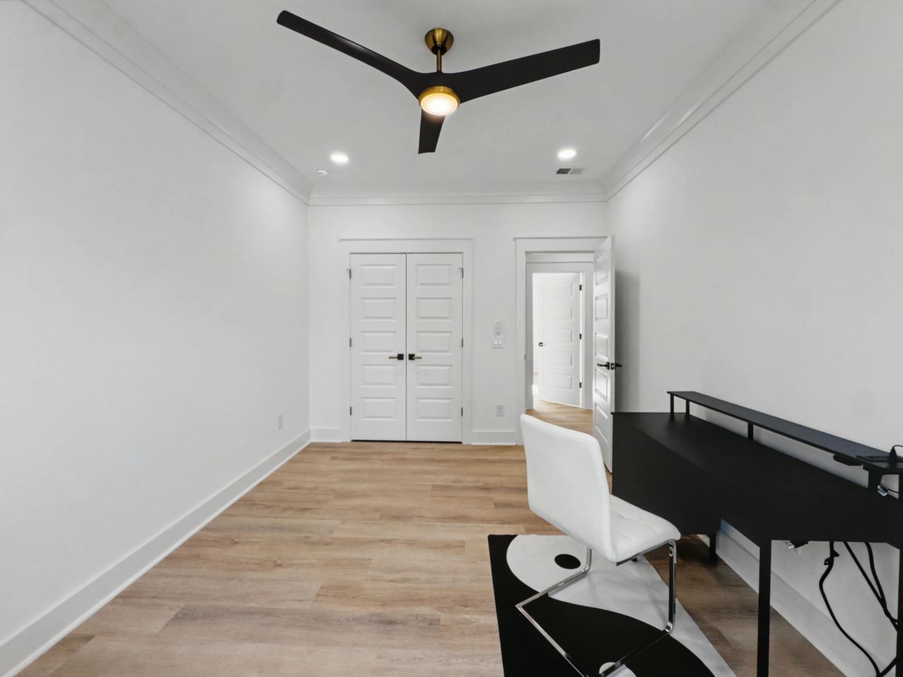 1919 Harper Street Photo 53