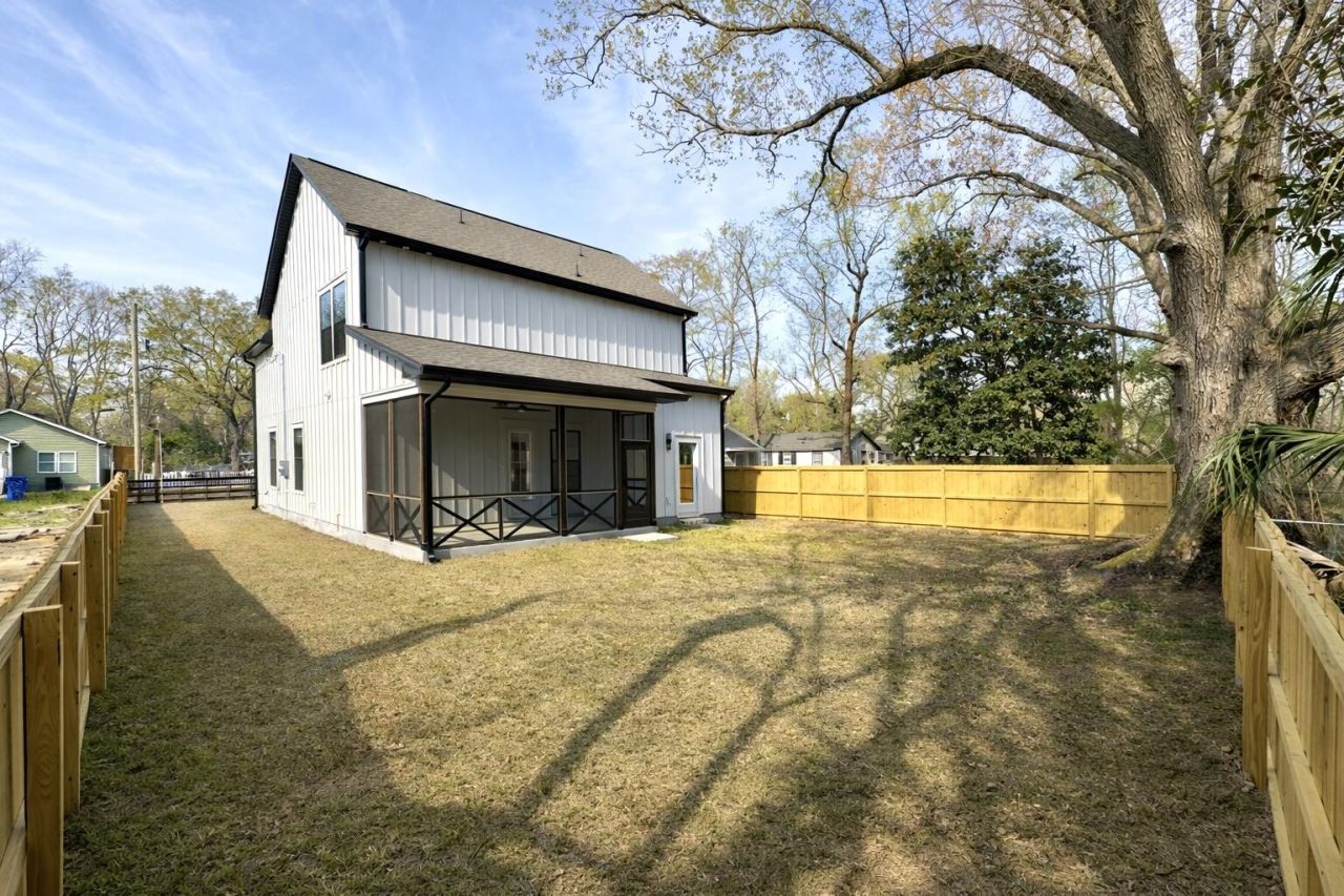 1919 Harper Street Photo 61