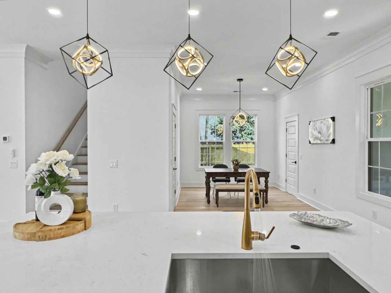 1919 Harper Street Photo 7