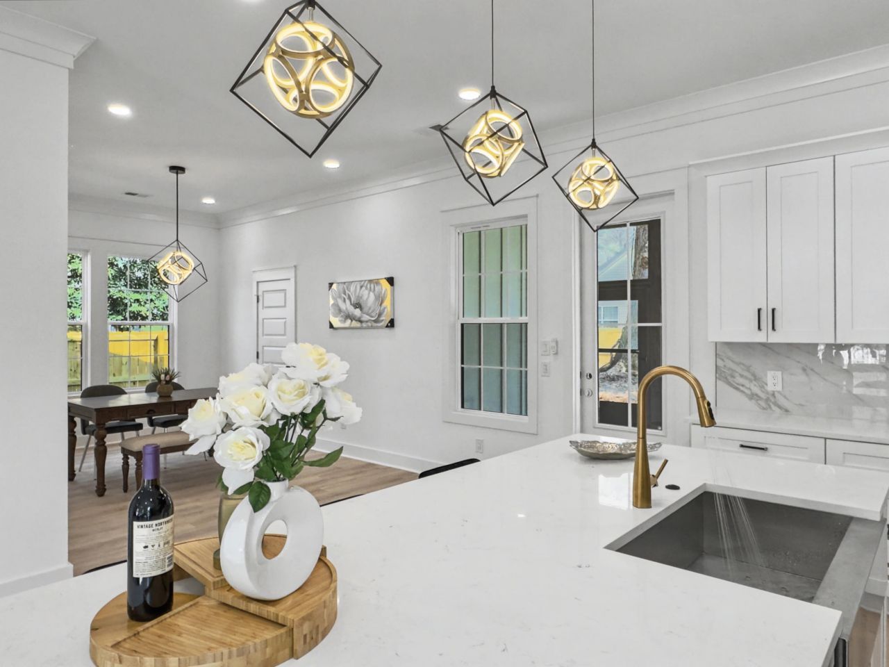 1919 Harper Street Photo 8