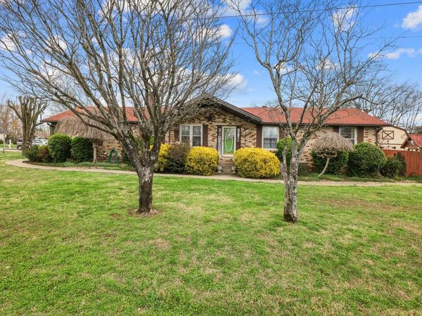 6358 Lee Ave, Murfreesboro, TN 37129