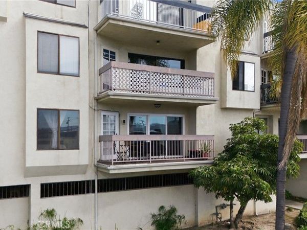 1360 Redondo, Unit 102, Long Beach, CA 90804
