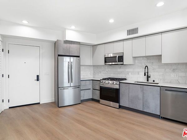 160 Chestnut Street, Unit 303, Pasadena, CA 91103