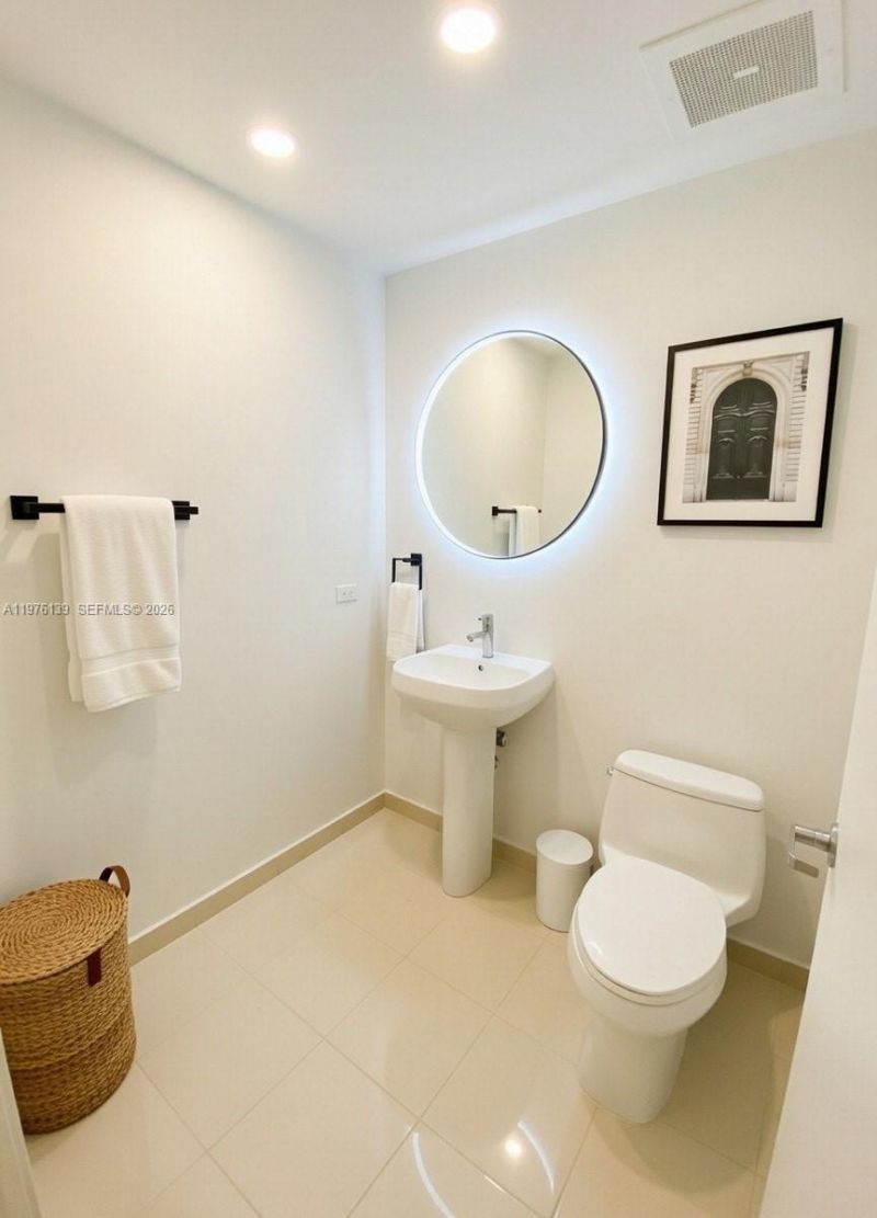 3301 NE 1st Ave , Unit H1608, Miami, FL 33137 Photo