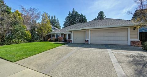 5408 E Brook Way, Elk Grove, CA 95758 Photo