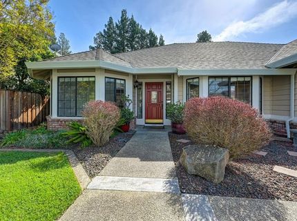 5408 E Brook Way, Elk Grove, CA 95758 Photo