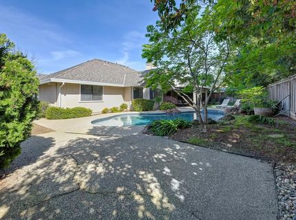 5408 E Brook Way, Elk Grove, CA 95758 Photo