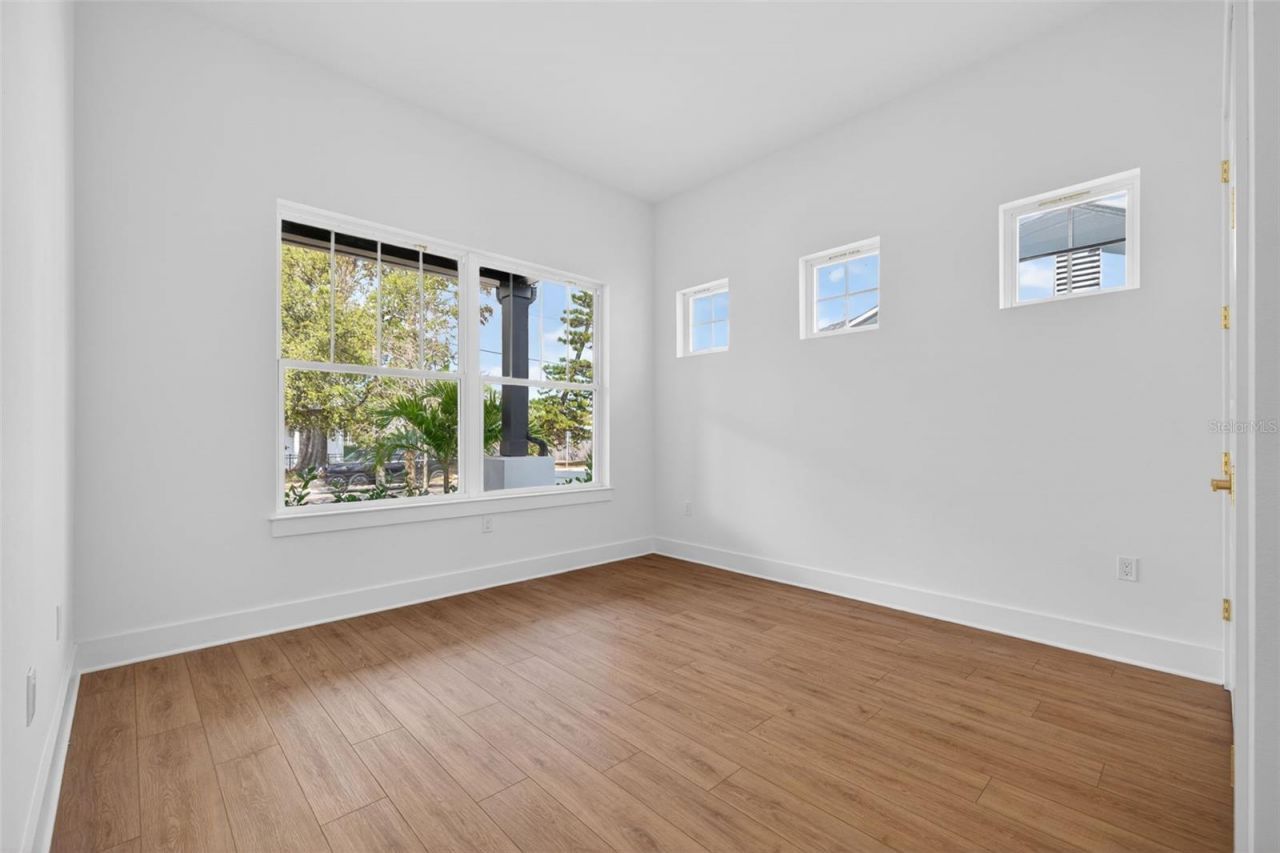 842 30th Avenue, Saint Petersburg, FL 33704 Photo