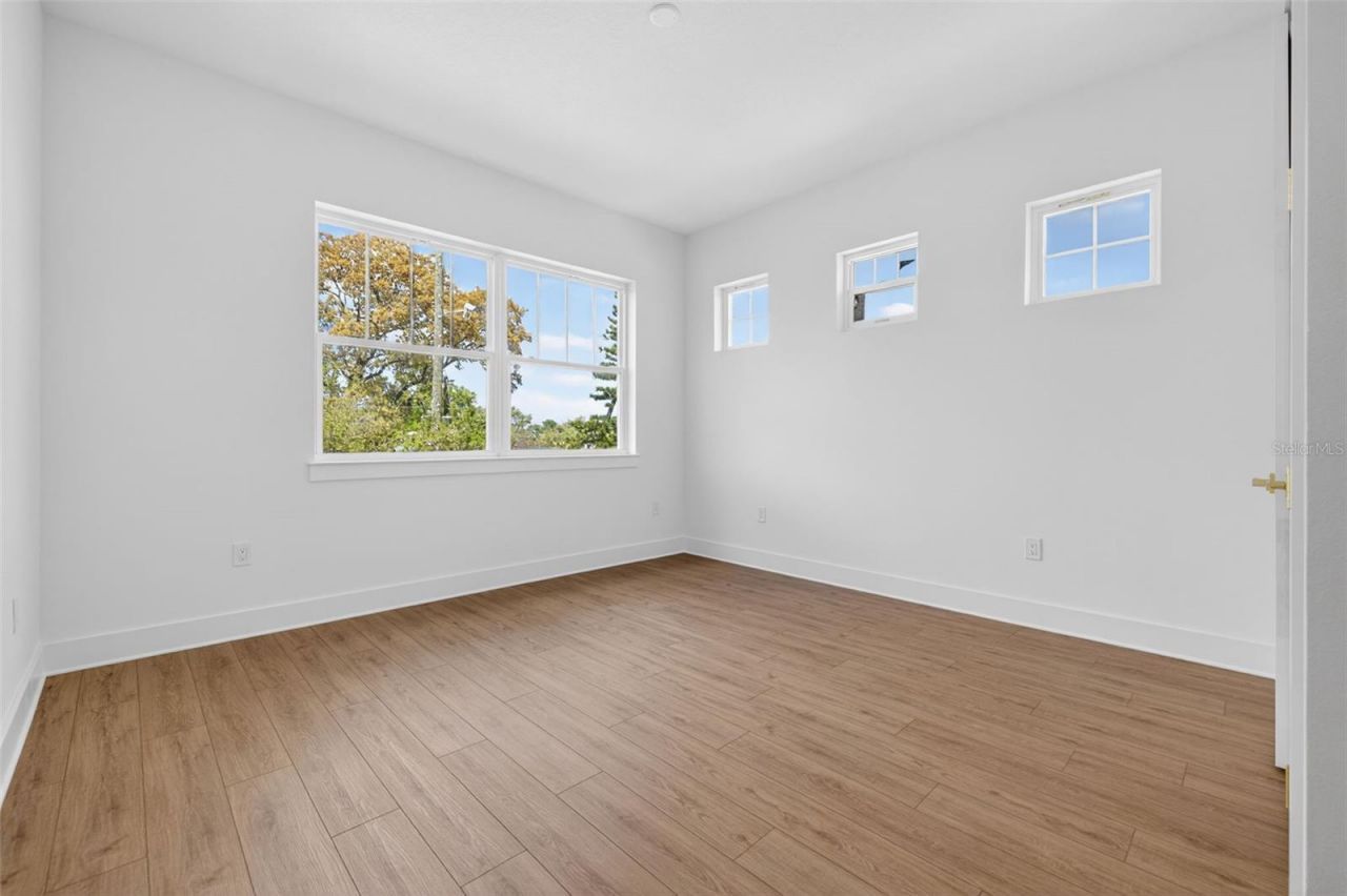 842 30th Avenue, Saint Petersburg, FL 33704 Photo