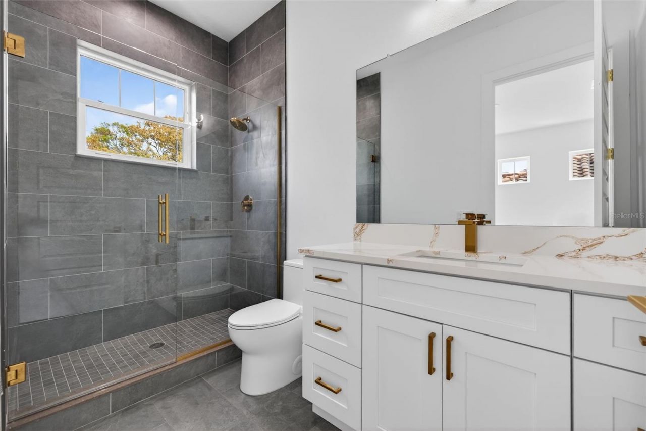 842 30th Avenue, Saint Petersburg, FL 33704 Photo