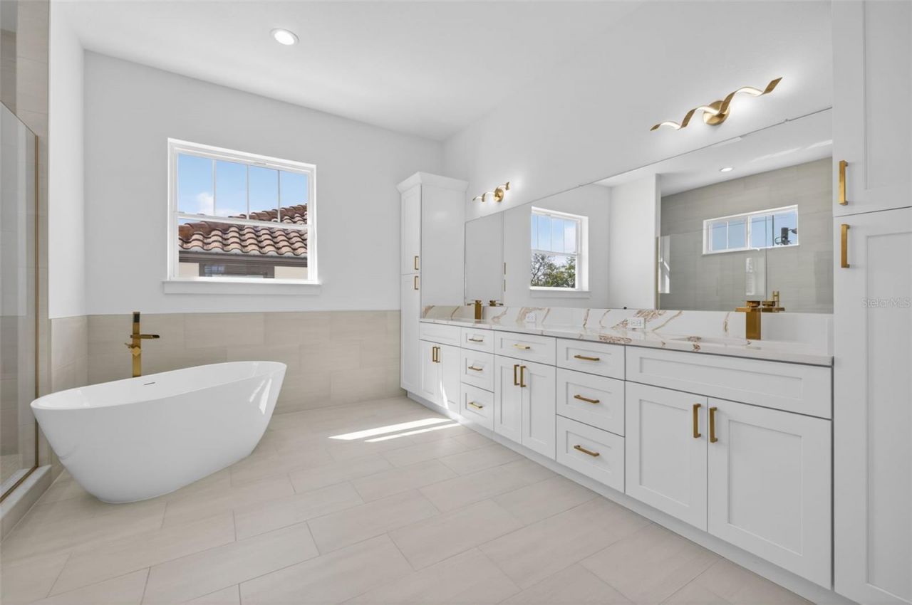 842 30th Avenue, Saint Petersburg, FL 33704 Photo