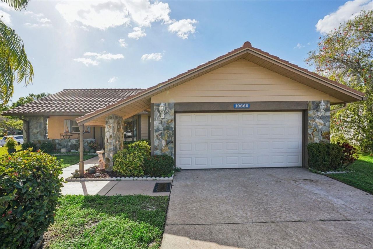 10660 41st Court N, Clearwater, FL 33762 Photo