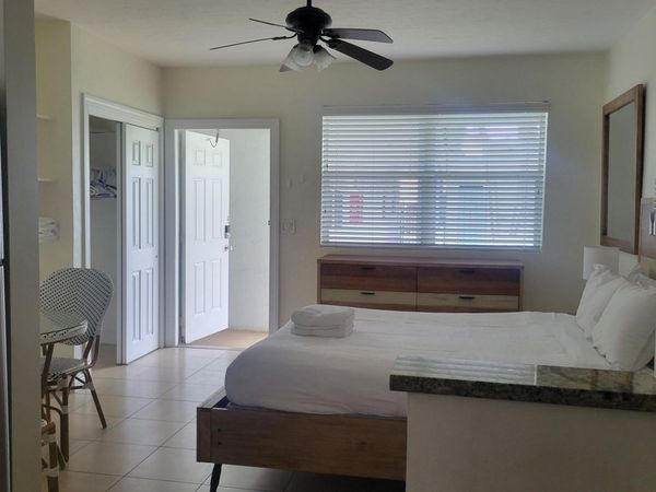 1601 S Federal, Unit 6, Lake Worth Beach, FL 33460