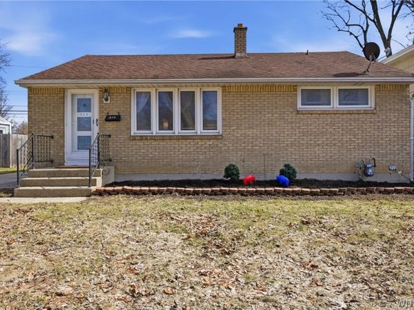 219 Burnside Drive, Tonawanda, NY 14150