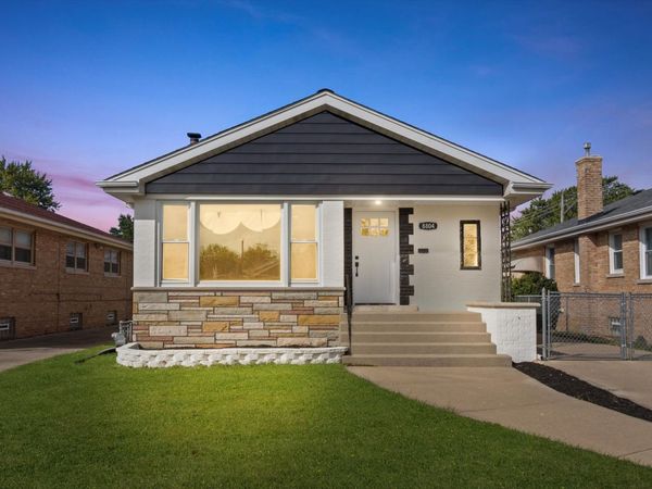 8804 S Fairfield Avenue , Evergreen Park, IL 60805