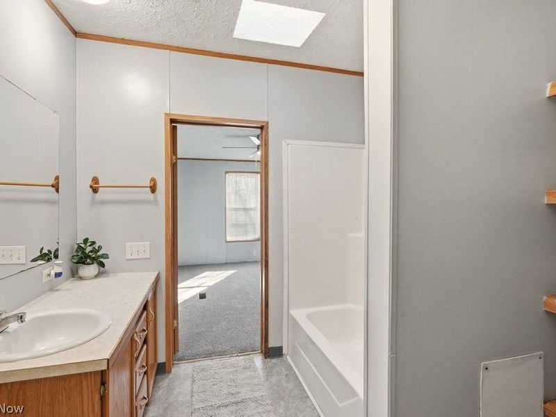 6805 Henderson Road, Ravenna, OH 44266 Photo 18