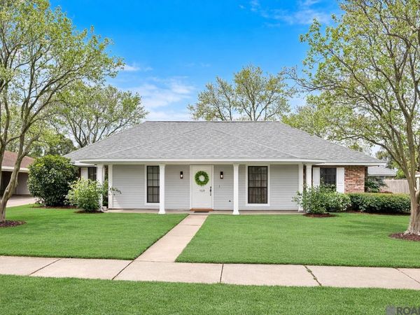 1127 S Vista Ave, Gonzales, LA 70737