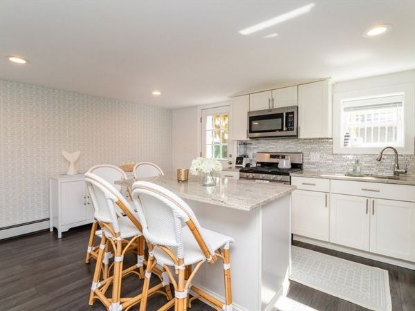 43 Sagamore Ave, Unit 1, Winthrop, MA 02152