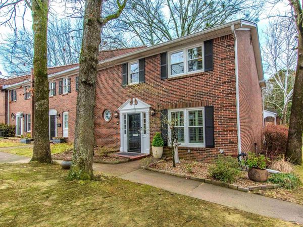 123 Cambridge Place Drive, Little Rock, AR 72227