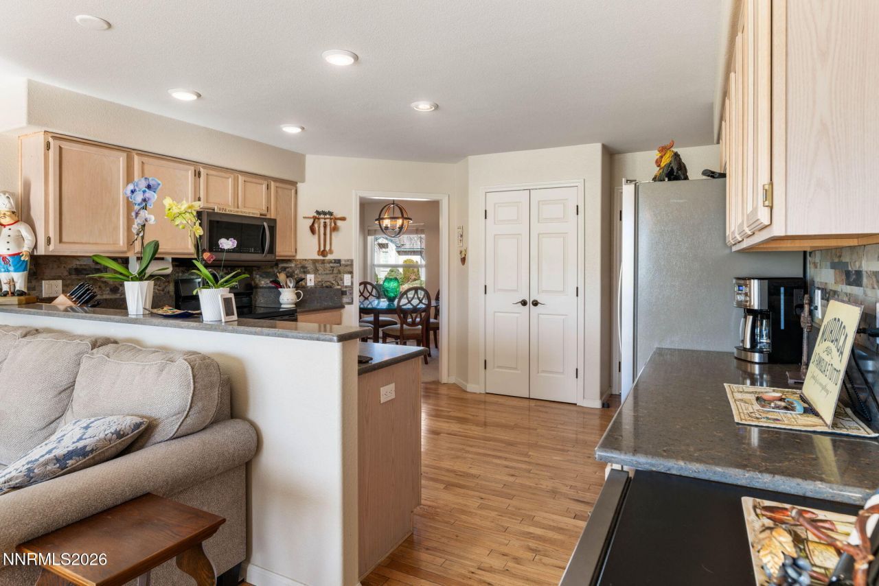 207 La Costa Avenue, Dayton, NV 89403 Photo