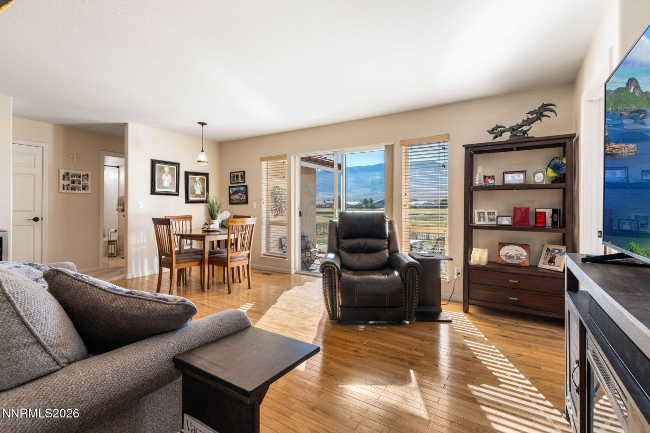 207 La Costa Avenue, Dayton, NV 89403 Photo