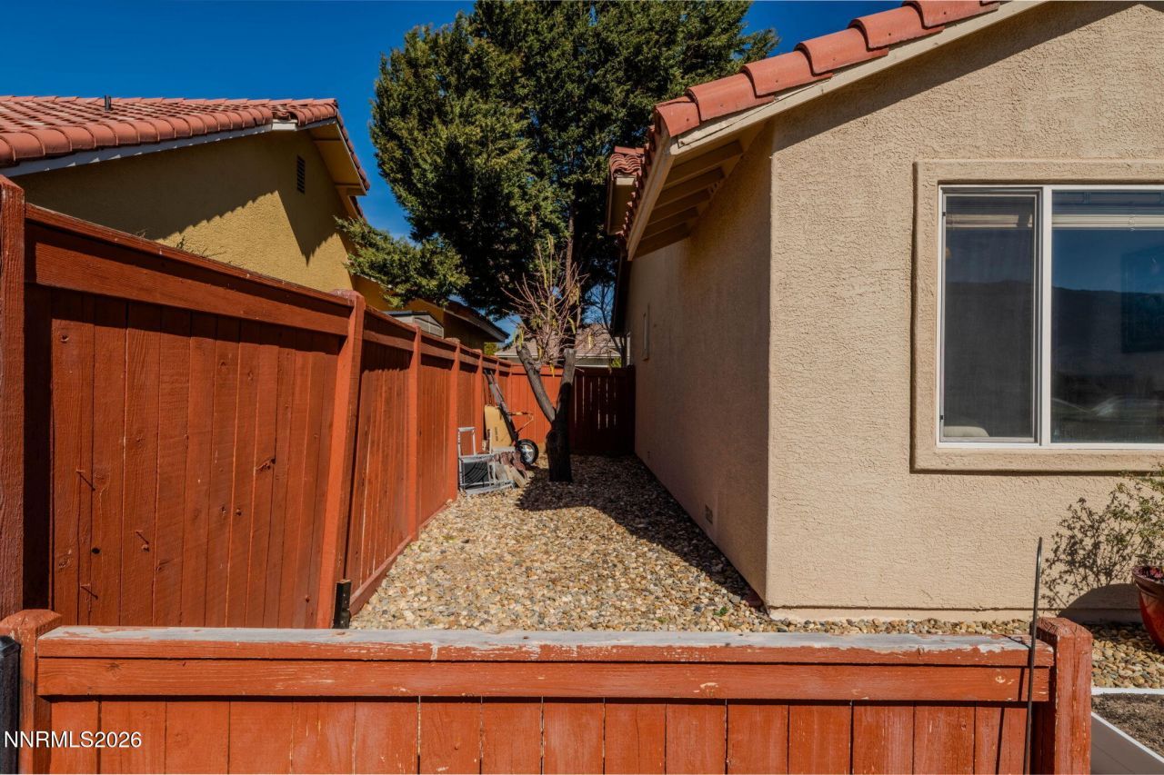 207 La Costa Avenue, Dayton, NV 89403 Photo