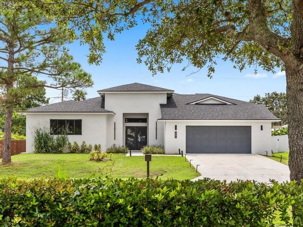 5691 NW North Macedo Boulevard, Port St. Lucie, FL 34983