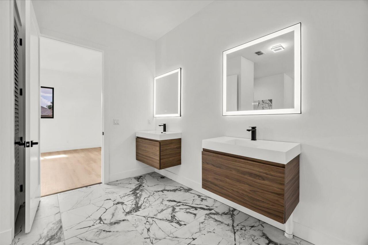 5691 NW North Macedo Boulevard, Port Saint Lucie, FL 34983 Photo