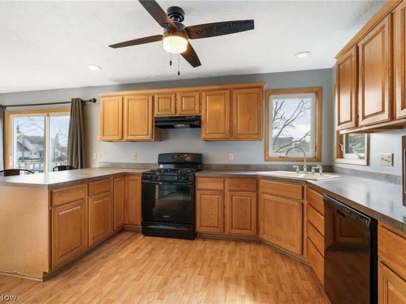 7606 Oakdale Street NW, Massillon, OH 44646 Photo 13