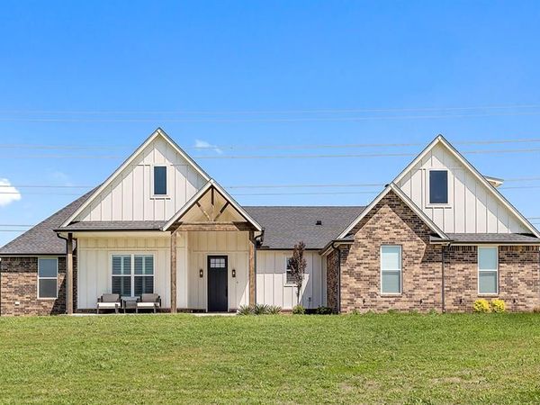 4162 Hawthorne St NW , Piedmont, OK 73078