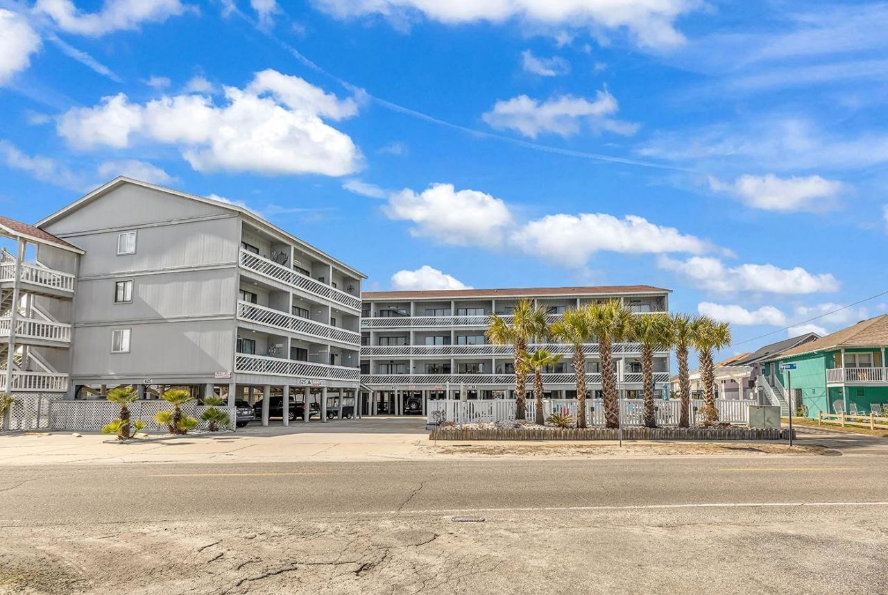 627 North Waccamaw Dr. Photo 13