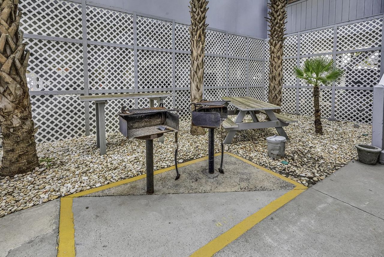 627 North Waccamaw Dr. Photo 35