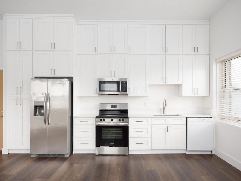 50 S Main Street, London, OH 43140 Photo 2