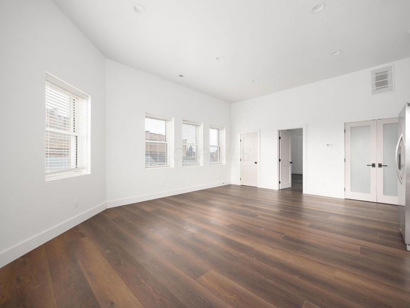 50 S Main Street, London, OH 43140 Photo 3