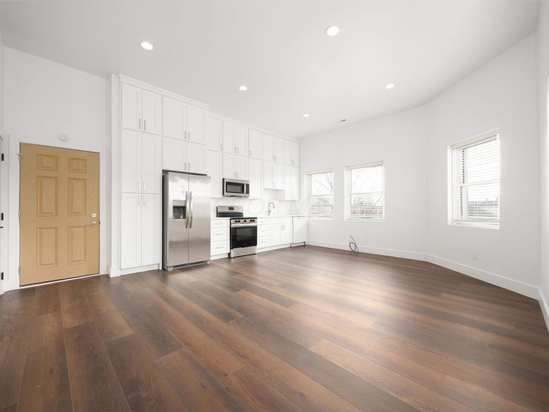 50 S Main Street, London, OH 43140 Photo 6