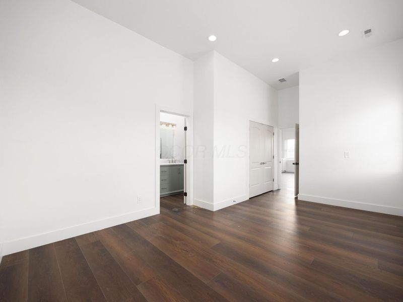 50 S Main Street, London, OH 43140 Photo 9