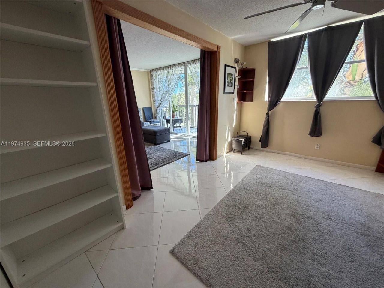 3181 S Ocean Dr , Unit 305, Hallandale Beach, FL 33009 Photo