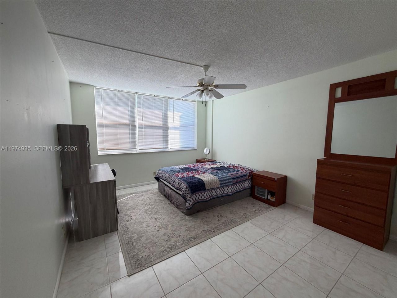 3181 S Ocean Dr , Unit 305, Hallandale Beach, FL 33009 Photo